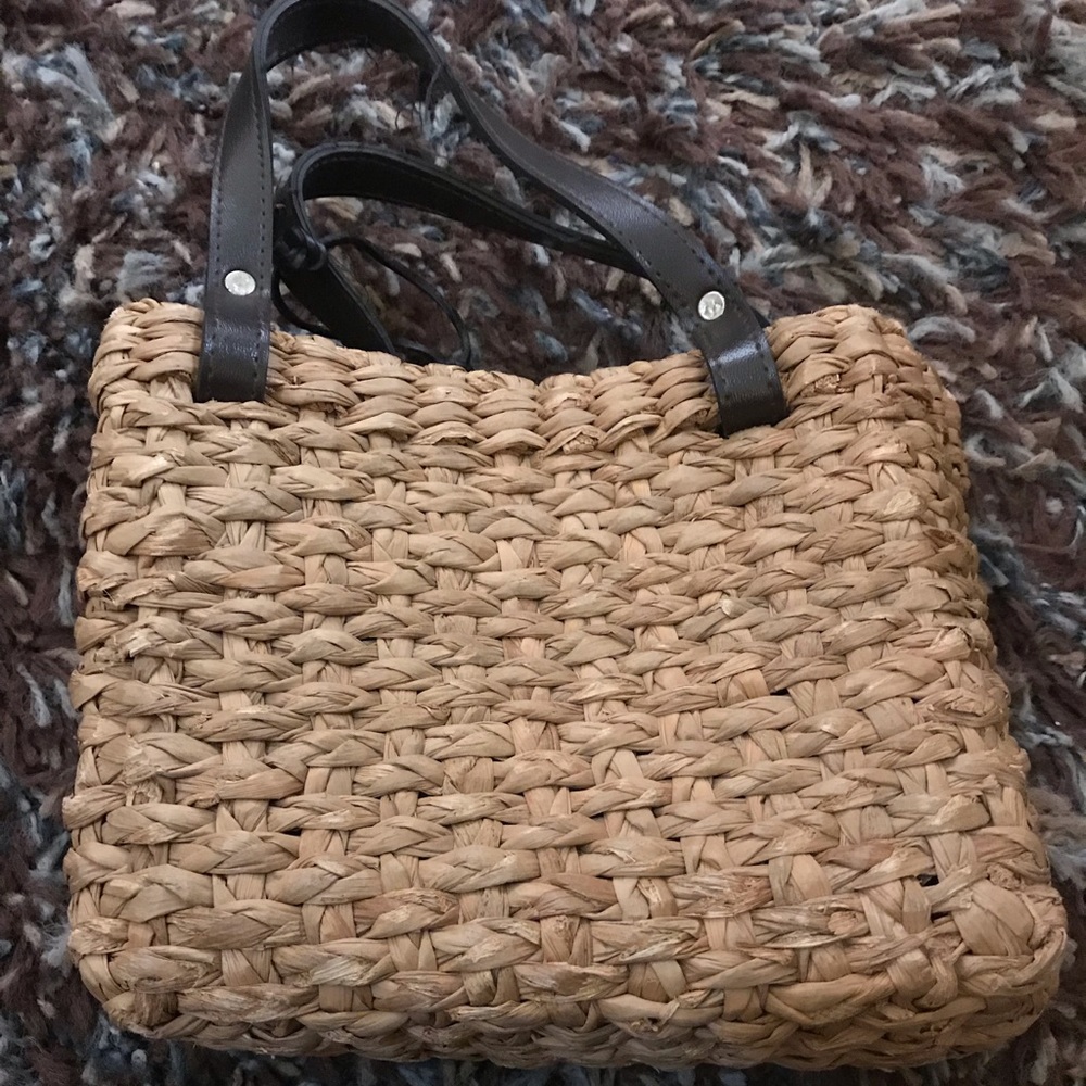 Esprit Woven Straw Purse - Picture 2 of 3